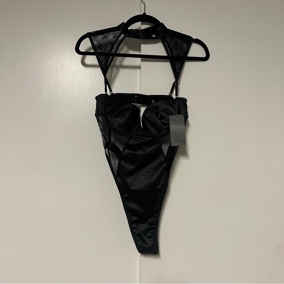 Oh La La Cheri Sexy Lingerie BLK Strappy Teddy Harness Straps NWT Size Medium - Picture 2 of 9